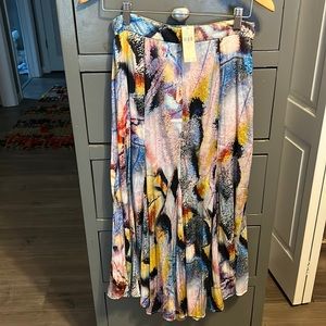 NWT, Anthropologie, A-Line Midi Skirt, Neutral Motif. Sz 6. Side zip. Lined